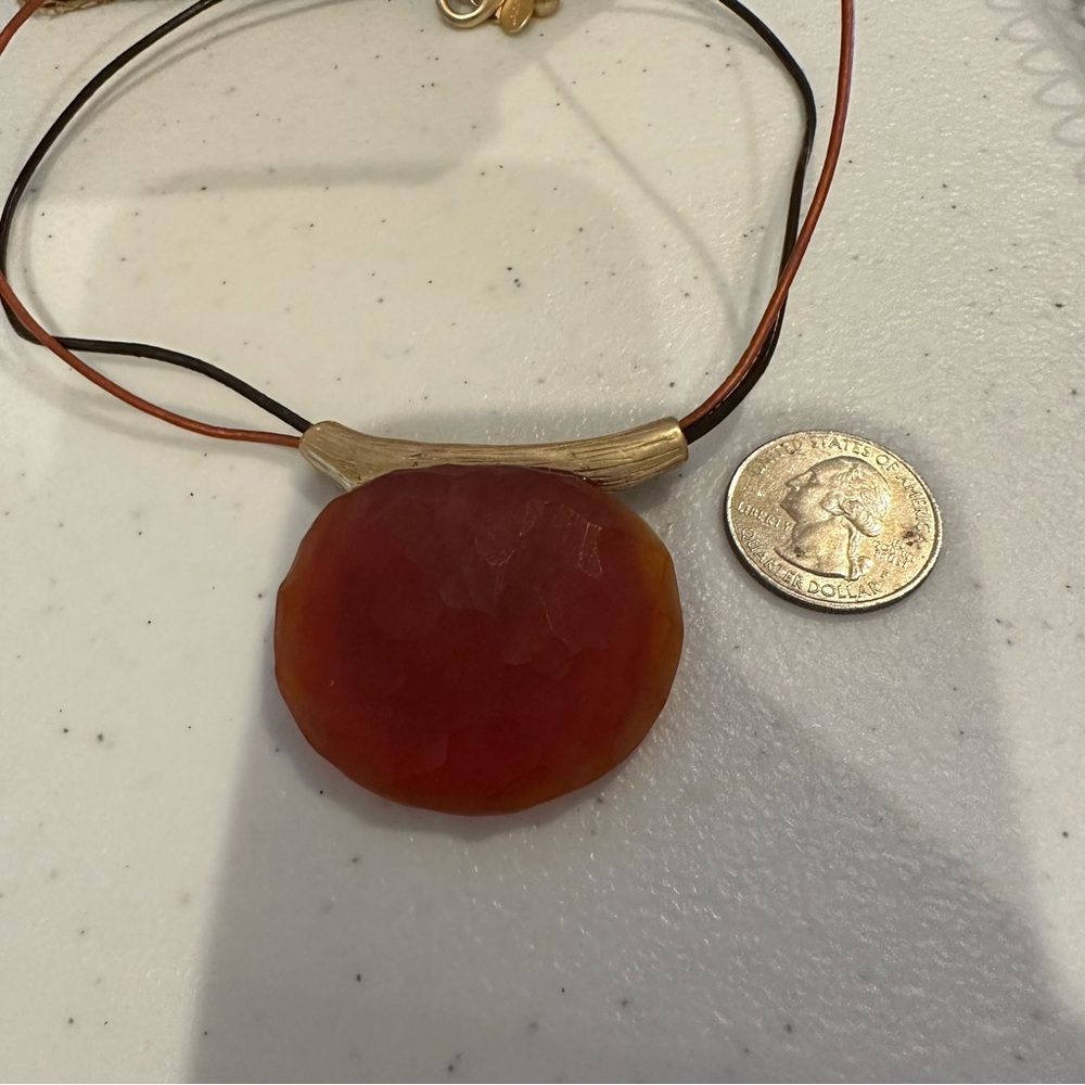 Chico’s Necklace-Burnt orange & gold tone carved pendant w/ faux leather chain - Picture 7 of 12